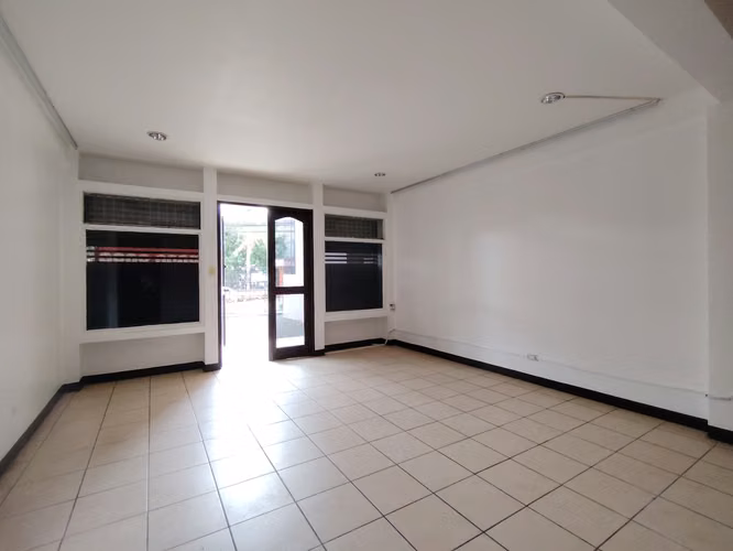 Local Comercial- Punto de venta Belén 48m2 - Imagen 10