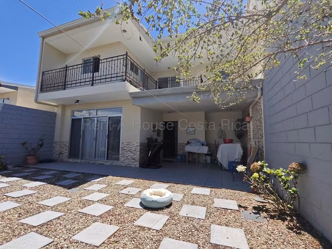 Casa Moderna en Condominio con Patio Amplio y Vistas Espectaculares – Moravia, San Vicent - Imagen 17
