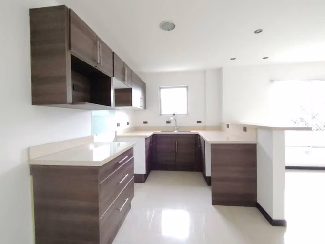 Apartamento Uruca 1 habitación + Oficina - Imagen 2