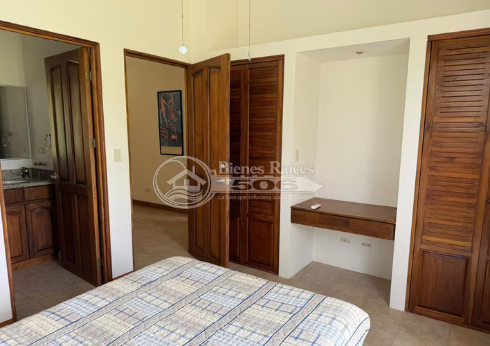 Casa amueblada Condominio Las Lomas Herradura Puntarenas