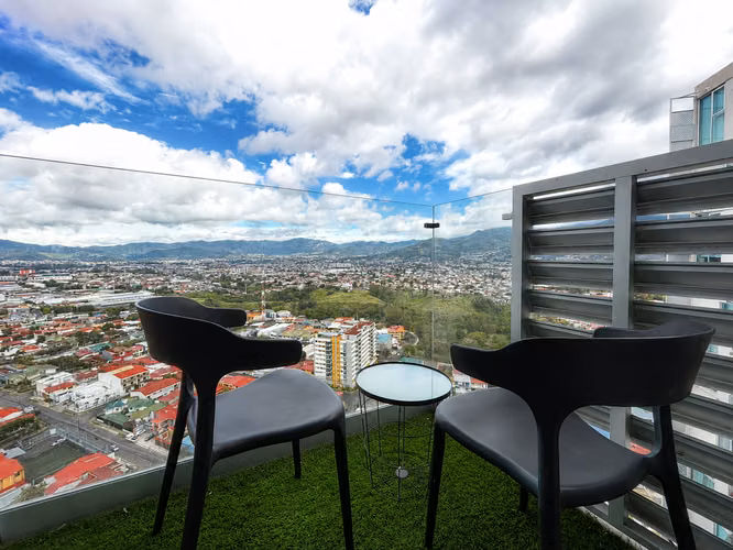 Alquiler apt amueblado secret sabana piso alto - Imagen 5