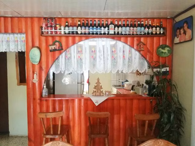 Venta de Casa en Tarrazú-San Marcos. 24-413