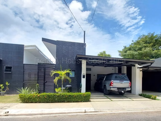 Furnished House for Rent in Jaco | Private Pool