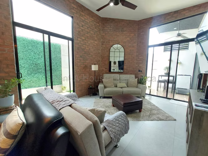Alquiler de Casa Amueblada en Jacó | Piscina Privada - Imagen 2