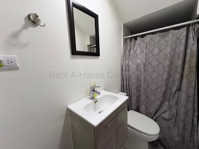 Venta de Casa en Santo Domingo-San Miguel, Heredia. RAH 27-483