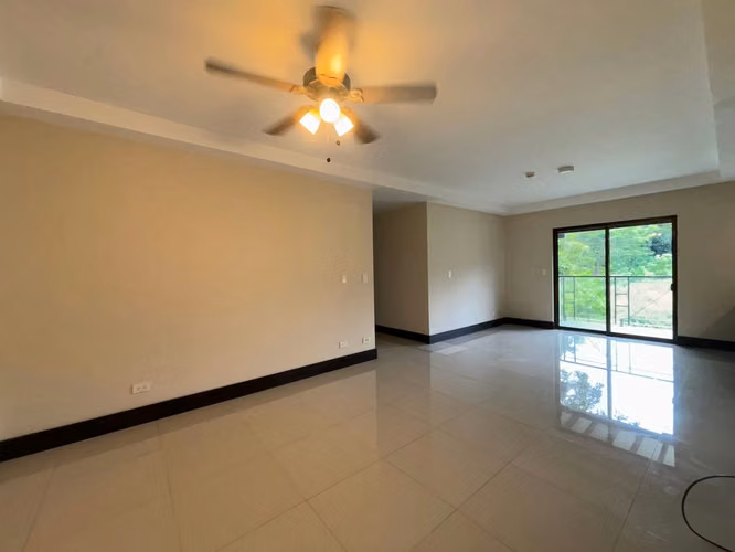 VENTA O ALQUILER DE APARTAMENTO EN CONDOMINIO - BRASIL DE SANTA ANA - Imagen 4
