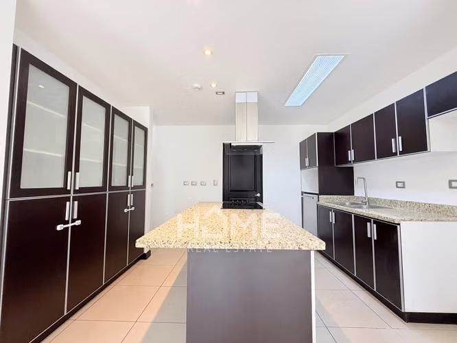 Alquiler de Casa de Dos niveles en Santa Ana - Imagen 7