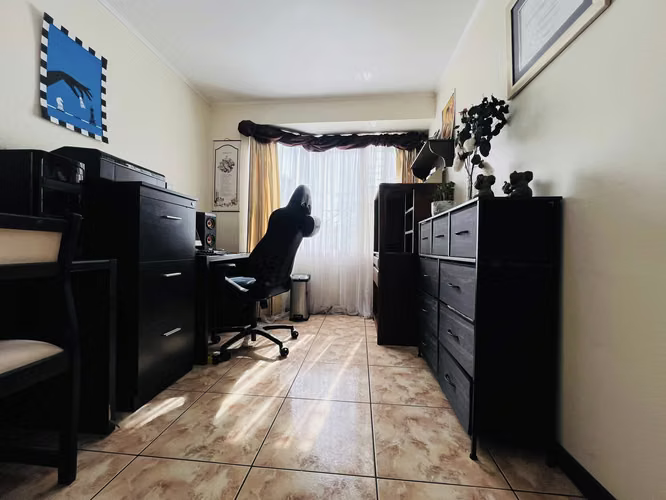 Oportunidad de Casa en venta a solo 300 metros del TEC de Cartago - Imagen 6