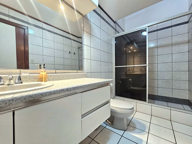 Trejos Montealegre - Independiente - 3 habitaciones + servicio - Imagen 17