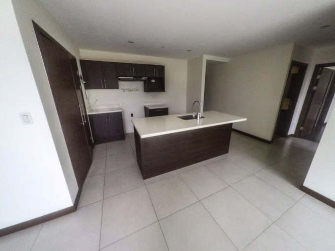 Se vende amplio Apartamento en Sabana Norte - Imagen 2