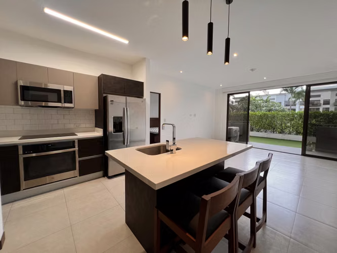 Alquilo Apartamento en Condominio Parques del Sol - Imagen 1