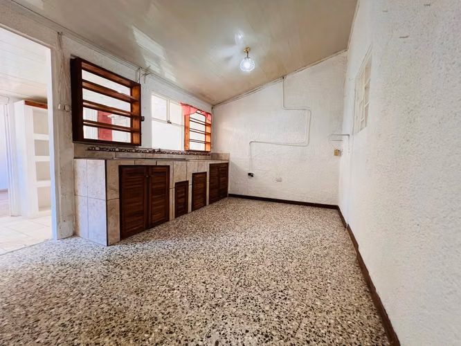 Oportunidad Casa de 1 Planta 66 Millones, a 300 metros Basilica de los Angeles, Cartago - Imagen 6