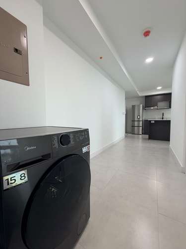 SE ALQUILA EN SABANA NORTE $1250 REBAJADO