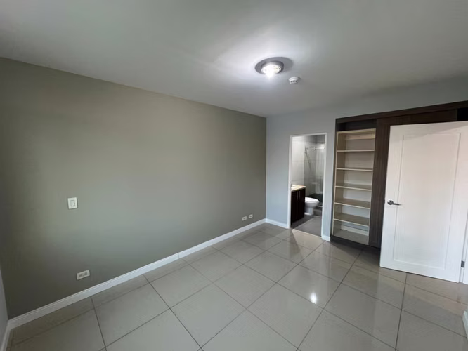 Alquiler de apartamento en Nunciatura - Imagen 10