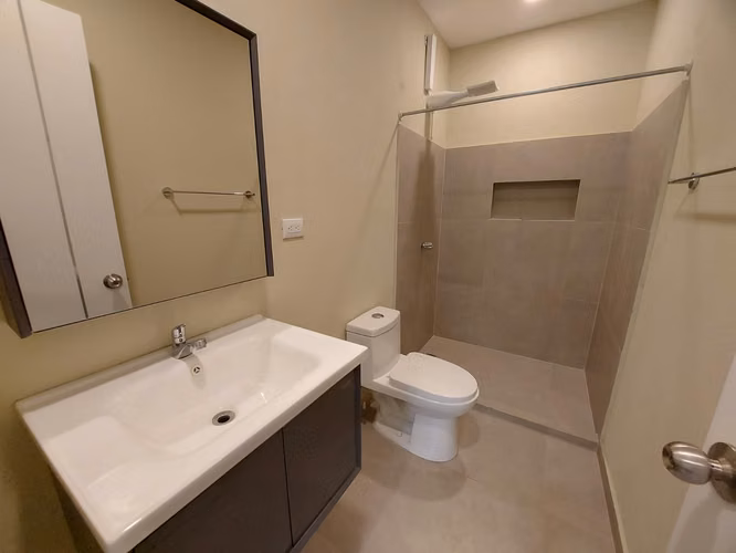 Se alquila apartamento de 1 habitación en Rohrmoser. Cerca de la Embajada USA. - Imagen 9