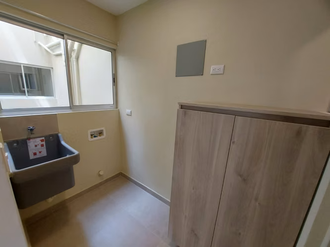 Se alquila apartamento de 1 habitación en Rohrmoser. Cerca de la Embajada USA. - Imagen 6