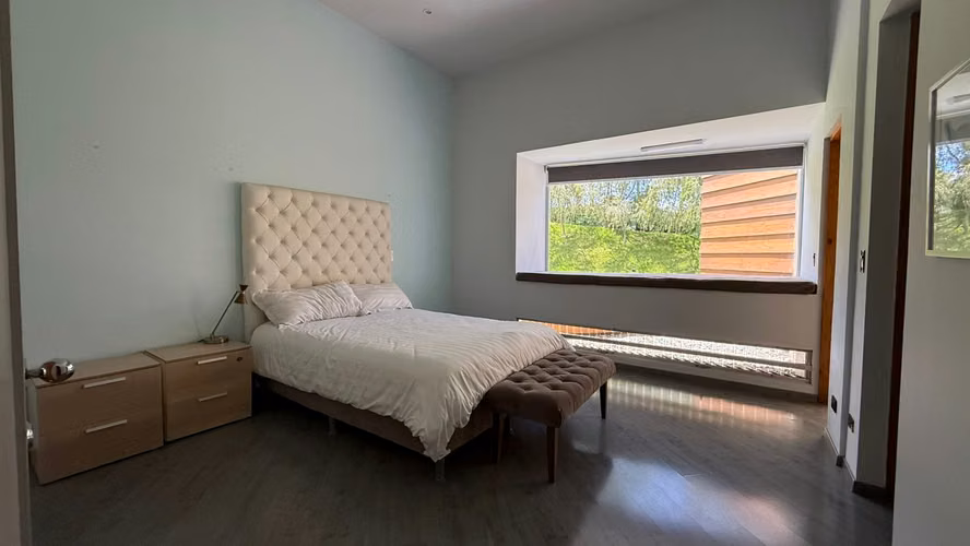 Casa contemporánea de un solo nivel en 14.000 m² de terreno en Dulce Nombre de Tres Ríos - Imagen 3