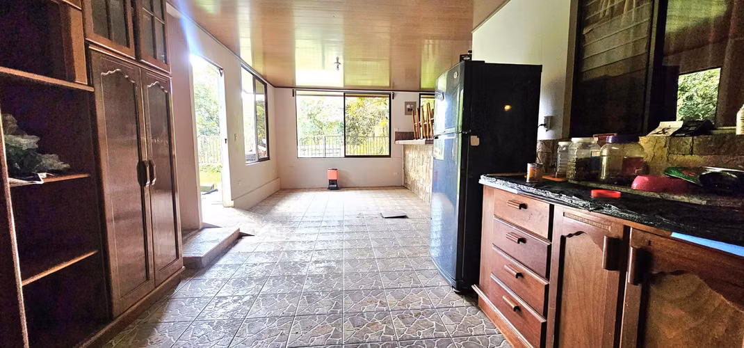 Venta de Casa en San Rafael de Heredia AMPLIA ZONA VERDE - Imagen 11