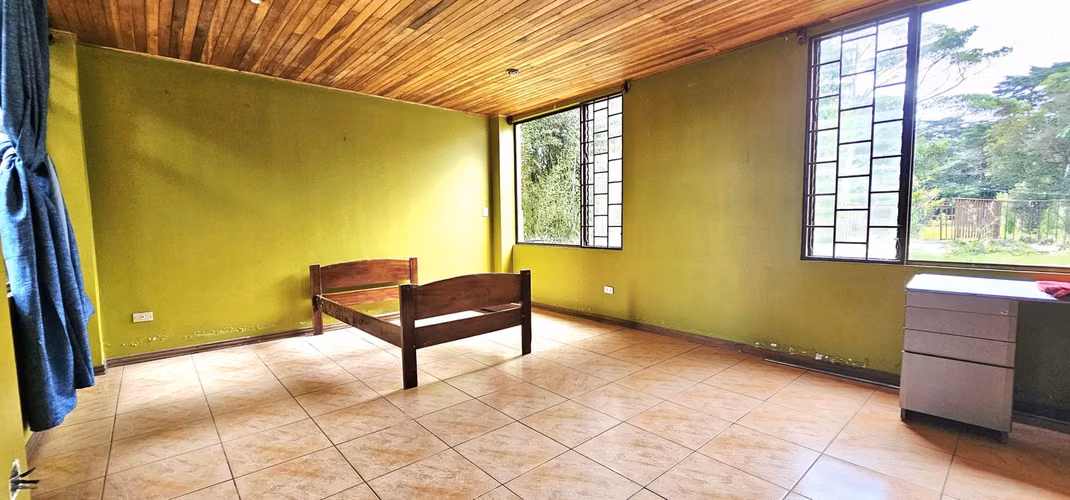 Venta de Casa en San Rafael de Heredia AMPLIA ZONA VERDE - Imagen 9
