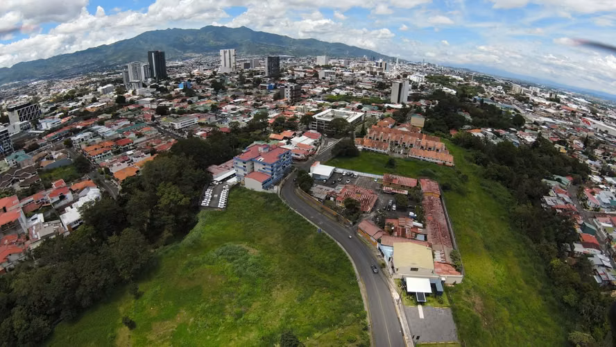 Terreno para Desarrollar en Barrio Dent ID 27492 - Imagen 3