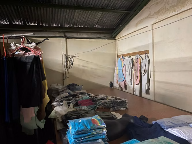 Venta de propiedad con bodega construida, apta para desarrollo de apartamentos, o alguna actividad comercial - Imagen 4