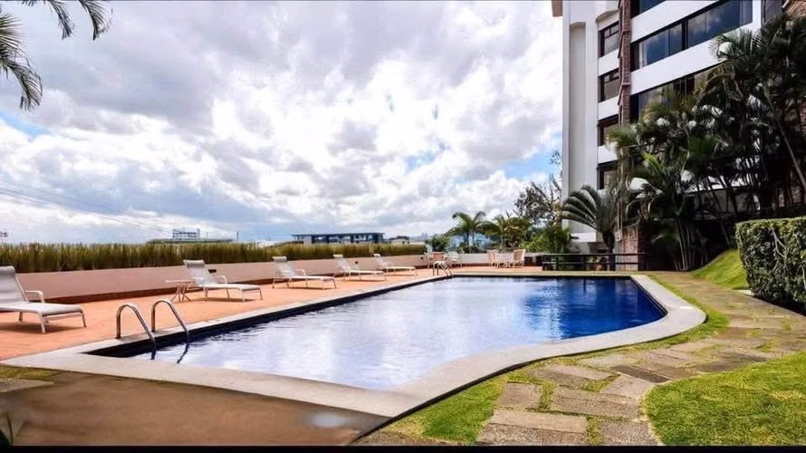 Alquiler y venta de apartamento en Escazu cerca Paco con línea blanca - Imagen 5