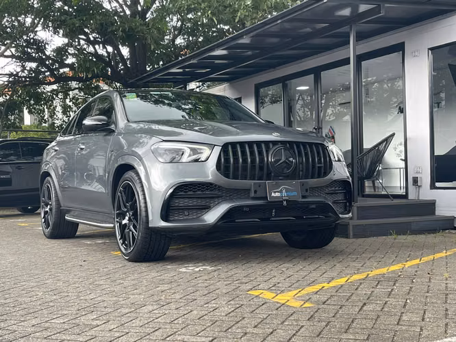 MERCEDES BENZ GLE COUPE 53 AMG