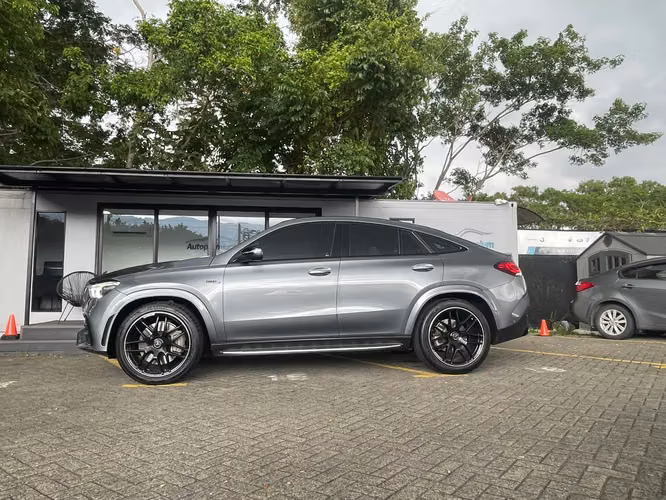 MERCEDES BENZ GLE COUPE 53 AMG