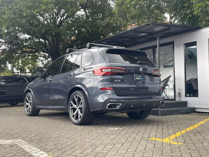 BMW X5 X-DRIVE 30D - Imagen 2