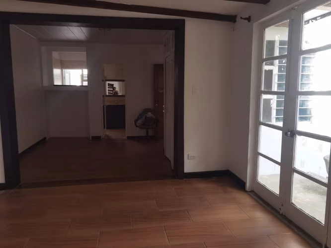 ALQUILO AMPLIA CASA EN LOS YOSES, IDEAL PARA OFICINAS - Imagen 7
