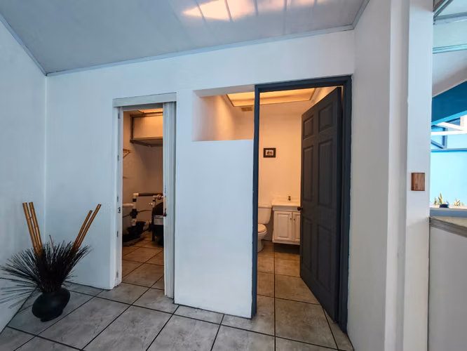 Se vende casa de una planta en Rohrmoser. - Imagen 15