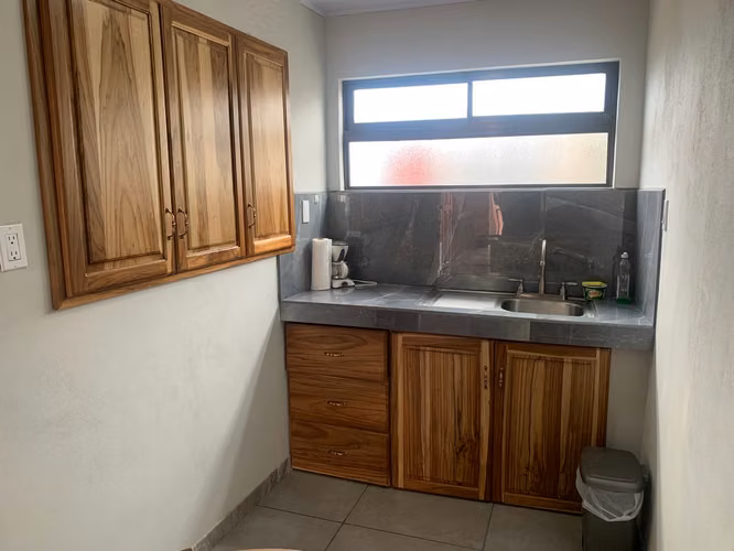 Alquilo apartamento amueblado, en San Rafael de Heredia, a 1 km de la Universidad Nacional - Imagen 10