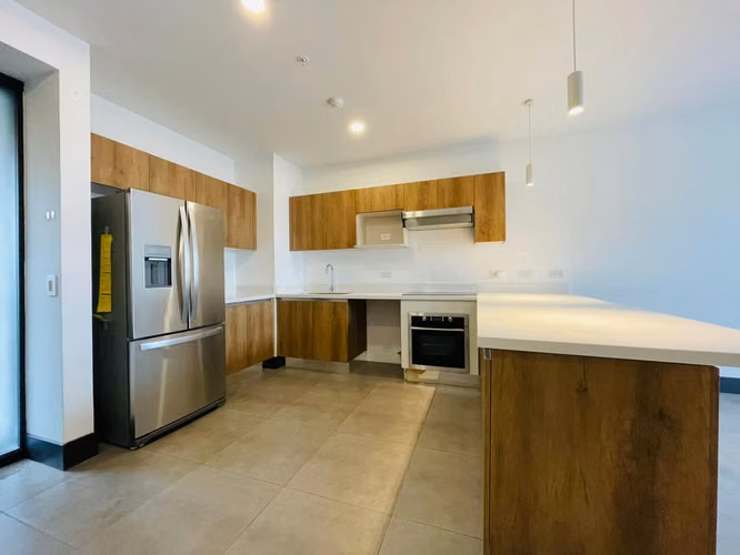 Fire Sale! Apartamento en venta en Nunciatura! P503