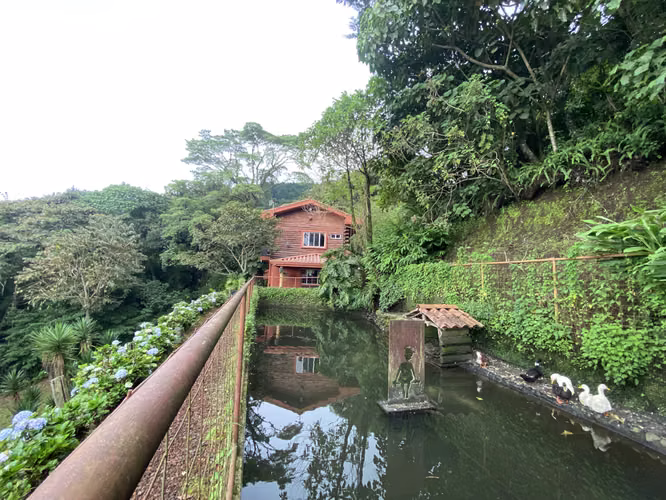 Se vende espectacular casa en montañas de Heredia - Imagen 7