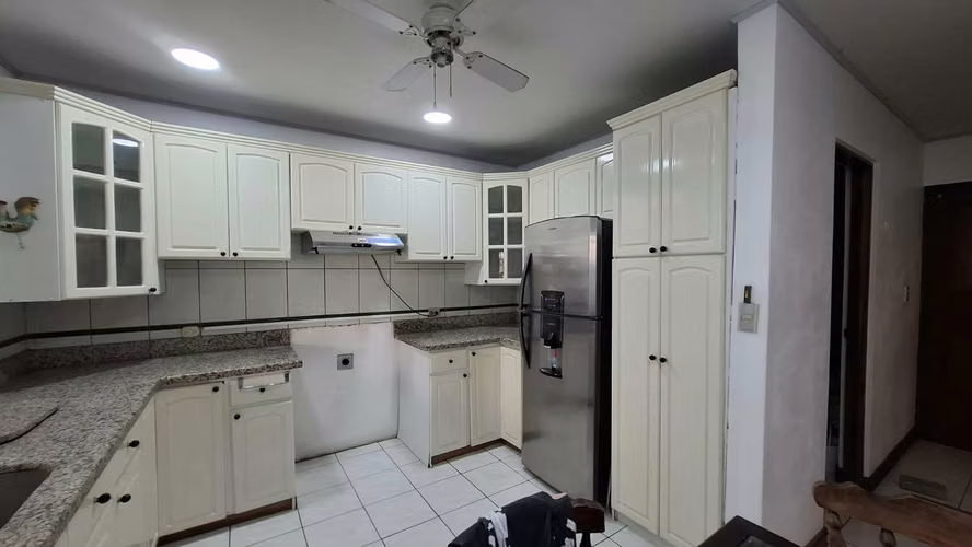 CASA EN ALQUILER EN RESIDENCIAL MONTANA. POZOS DE SANTA ANA - Imagen 19