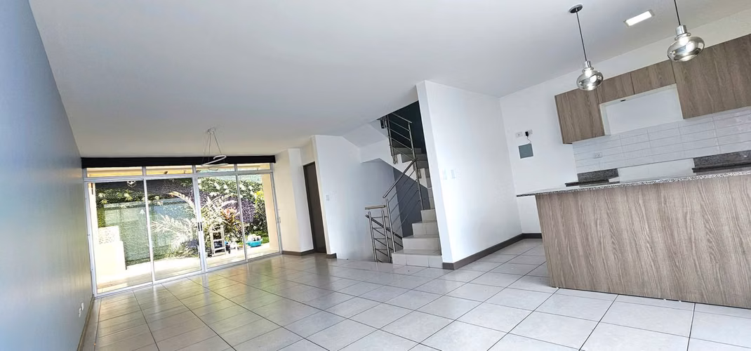 Venta de Casa en Santo Domingo de Heredia Bo. EL SOCORRO - Imagen 1