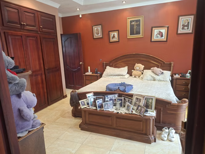 Se vende amplia y bonita casa en Tres Ríos - Imagen 10