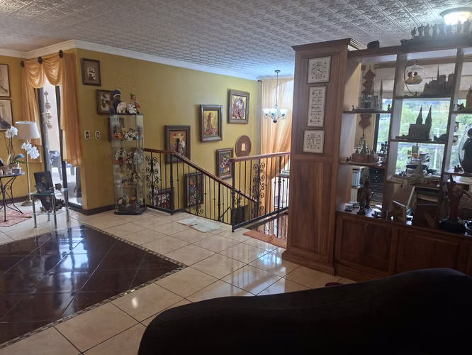 Se vende amplia y bonita casa en Tres Ríos - Imagen 15
