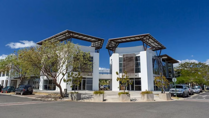 Bodega Comercial en Alquiler Solarium 720 m² Alta Exposición - Imagen 8