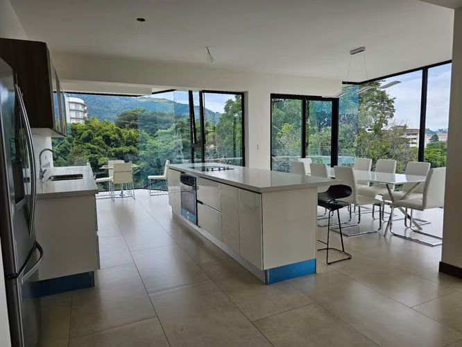 Alquiler apartamento de 2 habitaciones - San Rafael de Escazú