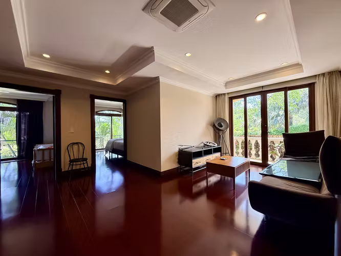 Venta de exclusiva residencia de lujo en Villa Real, Santa Ana - Imagen 12
