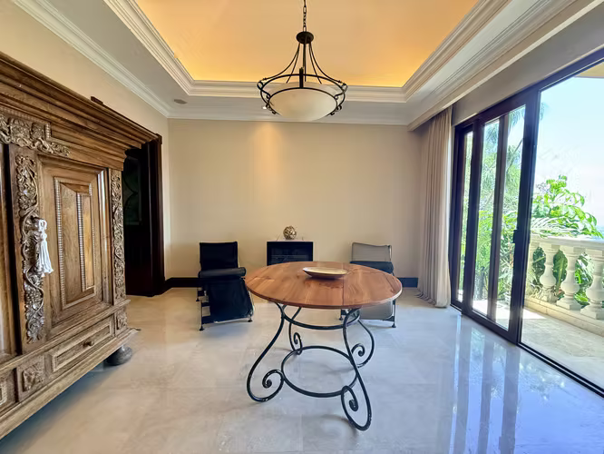 Venta de exclusiva residencia de lujo en Villa Real, Santa Ana - Imagen 11
