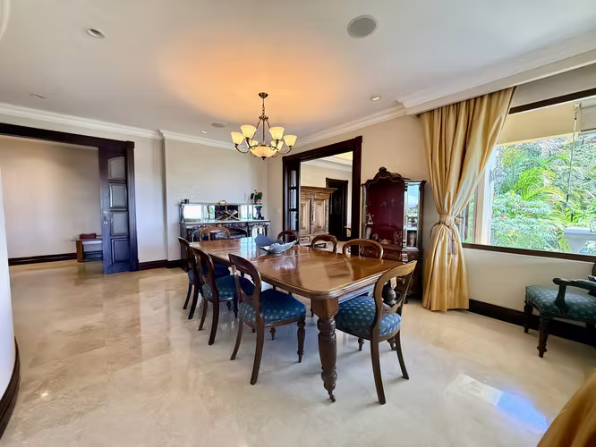 Venta de exclusiva residencia de lujo en Villa Real, Santa Ana - Imagen 17
