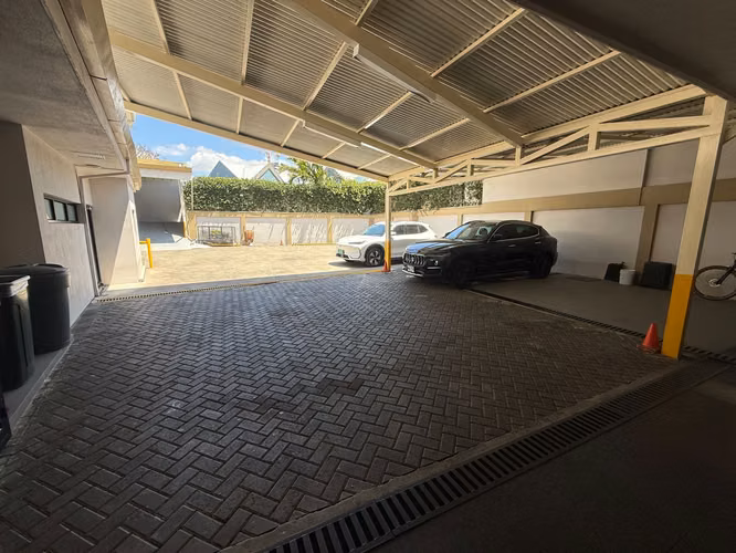 Alquiler de Edificio comercial con oficinas en Sabana Oeste - Imagen 16