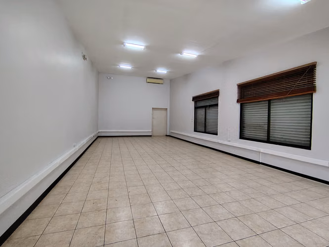 Local Comercial- Oficinas 70m2- parqueo San Rafael Alajuela - Imagen 8