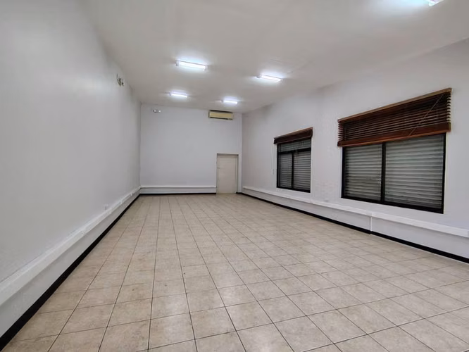 Local Comercial- Oficinas 70m2- parqueo San Rafael Alajuela - Imagen 6
