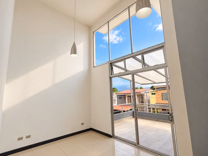 CASA EN VENTA CONDOMINIO LOMAS DE MONTES DE OCA - Imagen 3