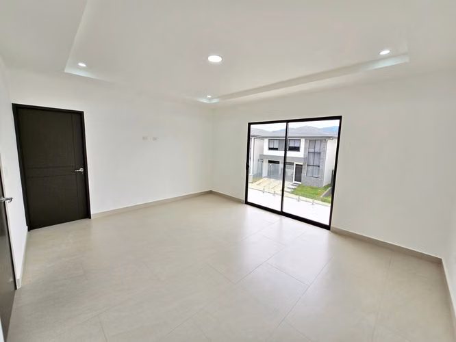 Venta de casa en condominio con amenidades, Tres Ríos. (ES) - Imagen 12