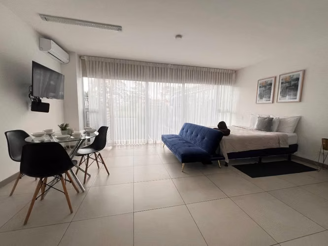 Alquiler de apartamento Elegante Tipo estudio amoblado en Ifreses Curridabat , Opción de parqueo - Imagen 2