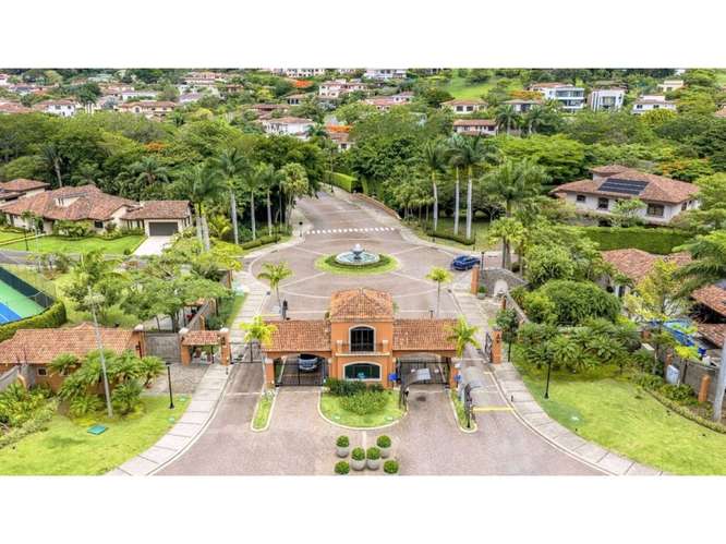 CASA EN VENTA, ESCAZÚ, CONDOMINIO CERRO ALTO, CON VISTA ESPECTACULAR - Imagen 2